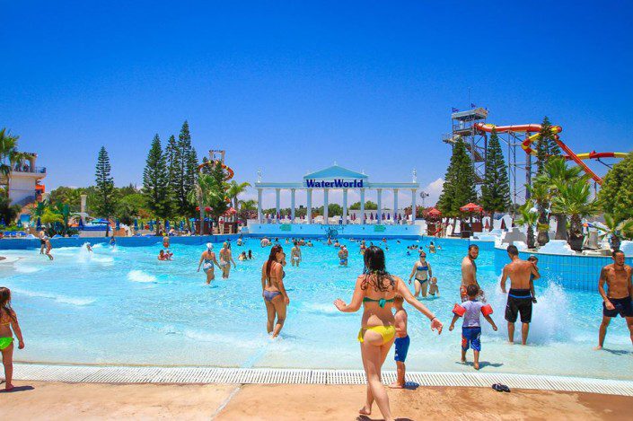 WaterWorld wave pool and summer atmosphere
